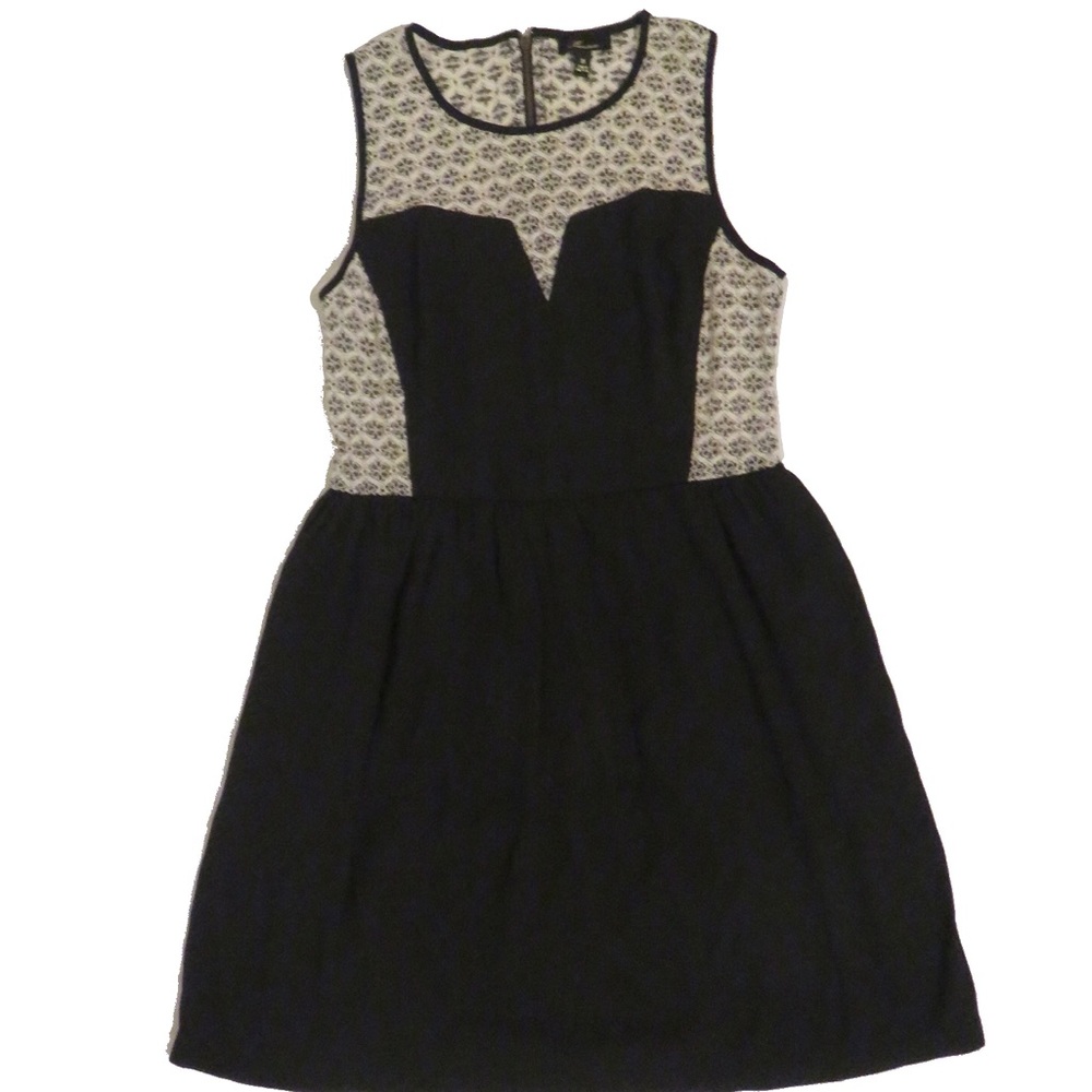 Medium Black Dress by Monteau